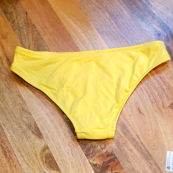 Nwt bikini bottom - Picture 2 of 3